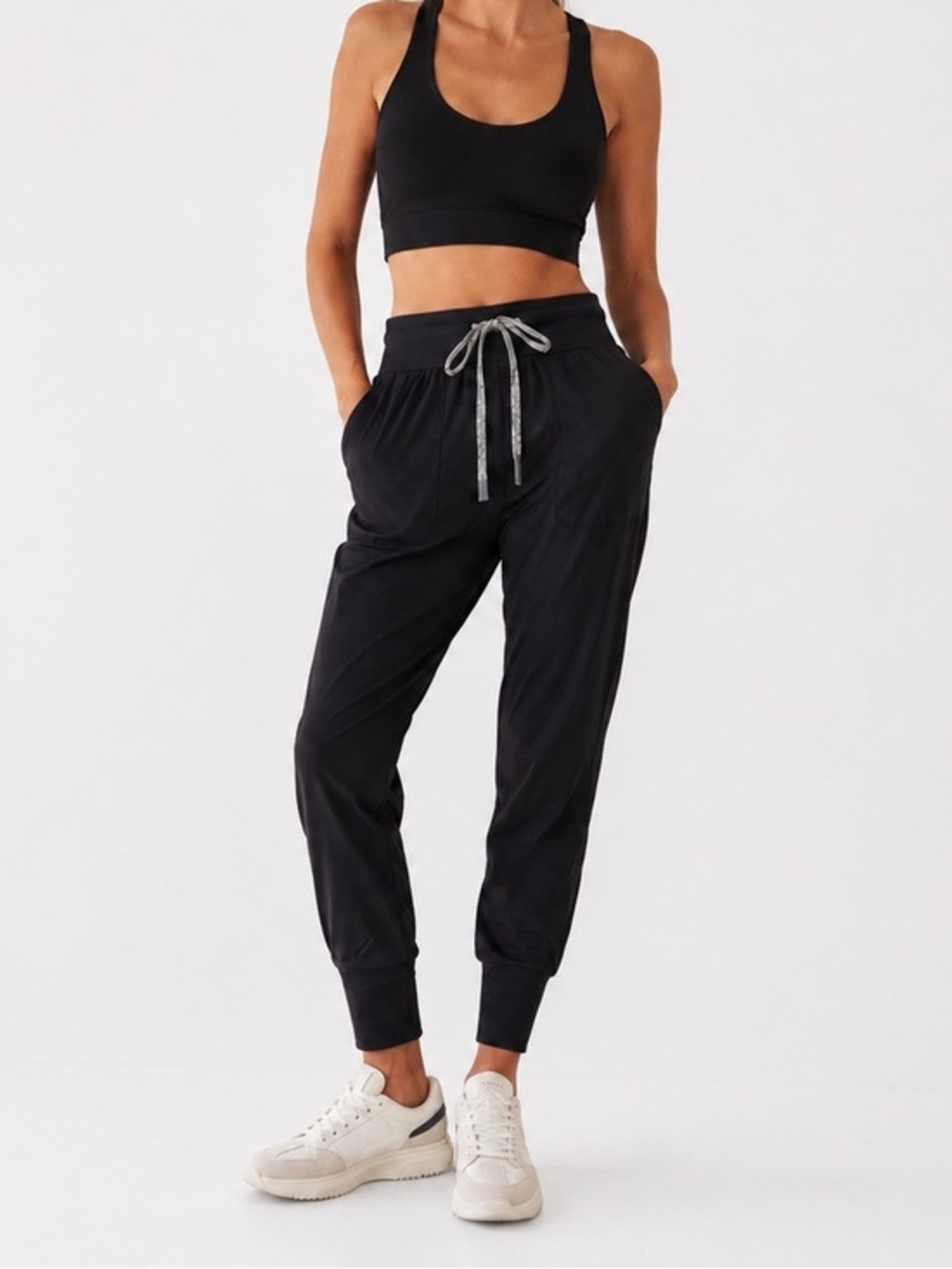 Varley black parkhurst joggers M